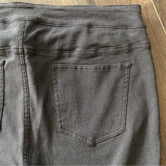 Reitman’s Dark grey Legging pants - Picture 5 of 9